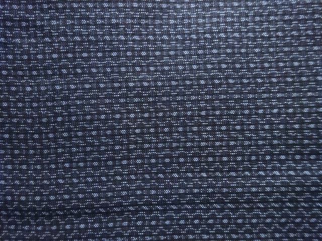 JAPANESE KIMONO / ANTIQUE MENS ENSEMBLE KIMONO / SILK / DORO OSHIMA TSUMUGI / WOVEN KIKKO KASURI PATTERN